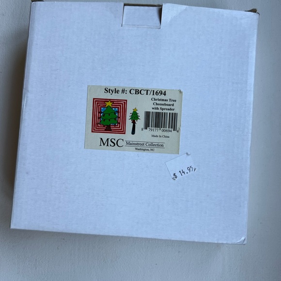 Christmas Cheese Board with spreader - Picture 3 of 3